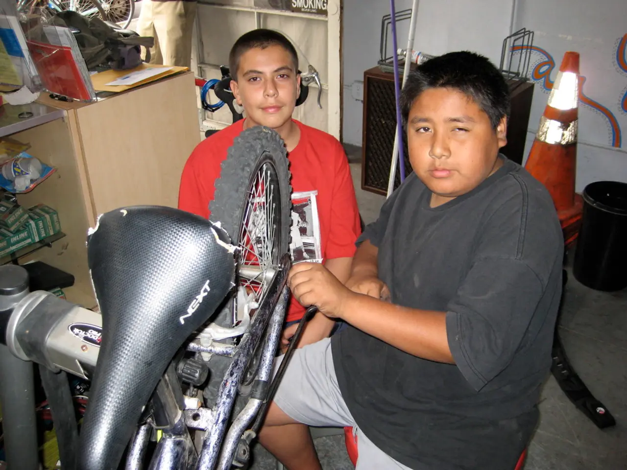 Bicycle Improvement Workshop Holds Debut in Schönwalde II