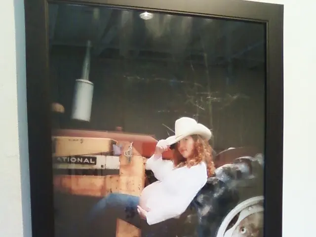 Three Methods for Contemplating Image Arrangement Based on the Rule of Thirds