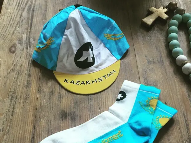 Top-Rated Socks for Loafers: A Solution for Perspiring Feet