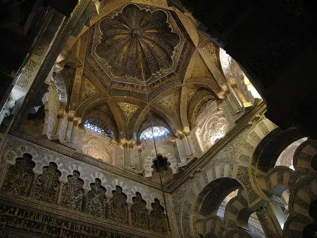 Gigantic street art piece created by a Bremen artist enhances the appearance of a house's exterior...