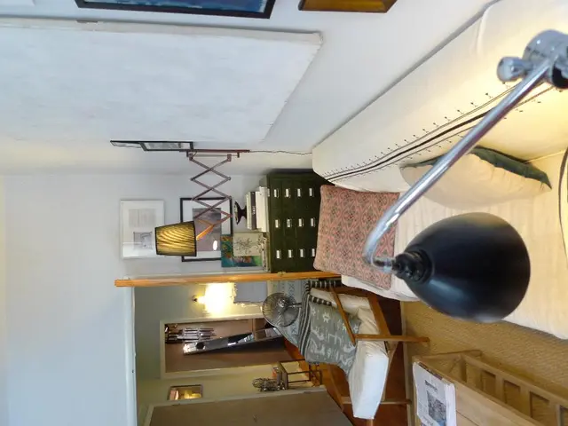 One-hour consultation with interior designer Tom Cox revamped my cramped living room