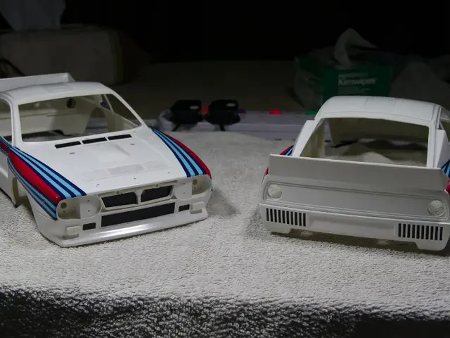 Creating a Monetary Gift Container: Steps and Tips