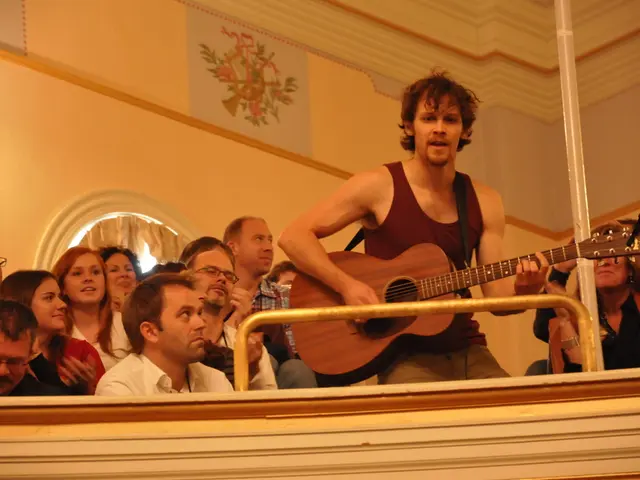 Life Story of Music Legend Elvis Presley