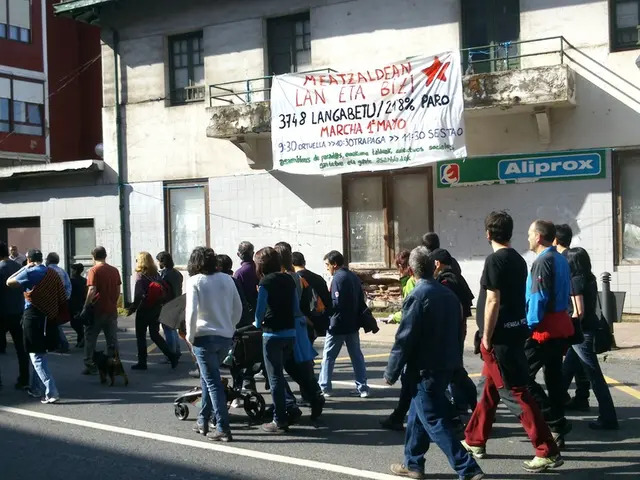 Accompaniment of Thorsten Berg on his journey