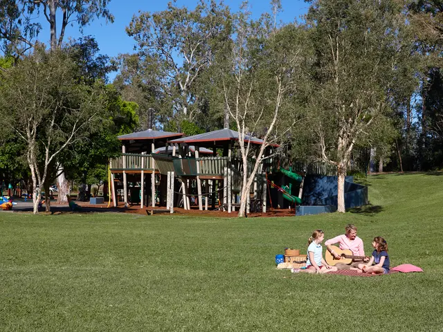 Organizing Recreational Activities at a 4-H Neighborhood Association Gathering