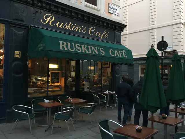 Fresh café establishment in Fährstraße, Rastatt-Plittersdorf: the family-oriented Pamina...