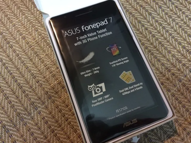 Slash prices on Samsung's powerful pocket-sized projector, offering significant savings